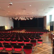 Stadthalle Eschwege, Reihenbestuhlung Saal Rückansicht